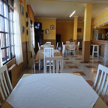 Habitaciones Pension Lubina Bueu Luaran gambar
